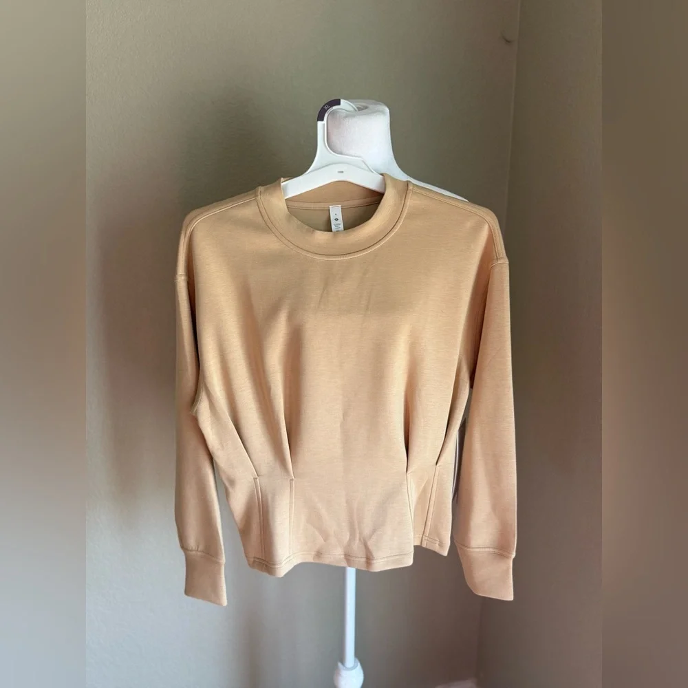 lululemon athletica Women's Crewneck Sweatshirt in Beige - Picture 2 of 5